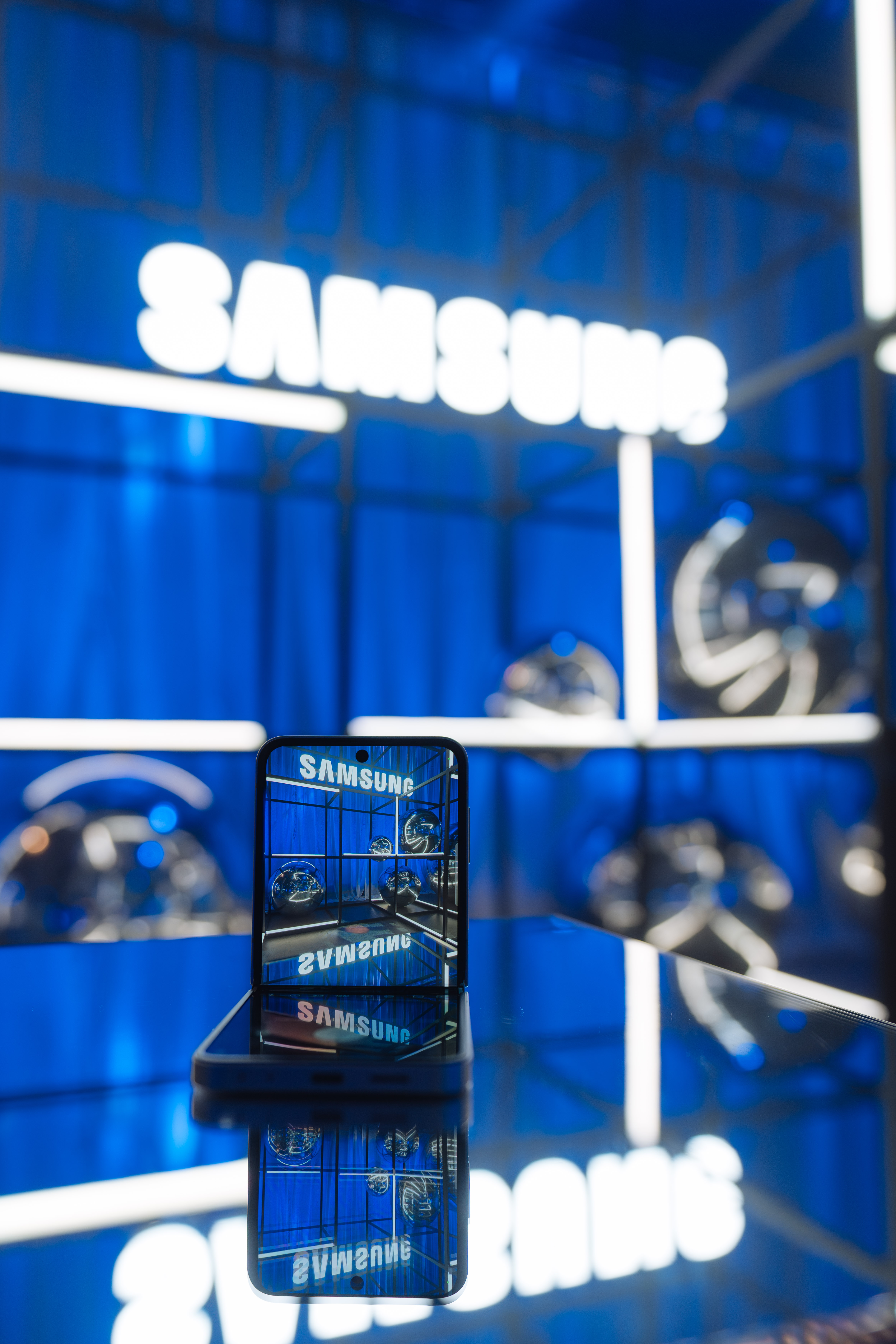 Samsung Galaxy AI by Seeker Agency Samsung Galaxy AI by Seeker Agency